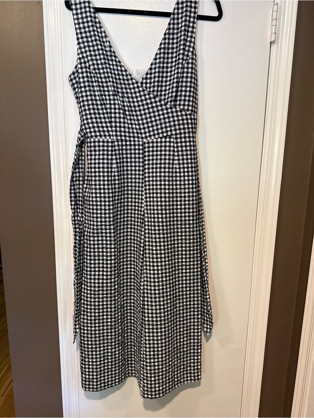 Banana Republic Black and White Gingham Midi Wrap Dress